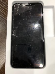 iPhoneXRガラス液晶交換